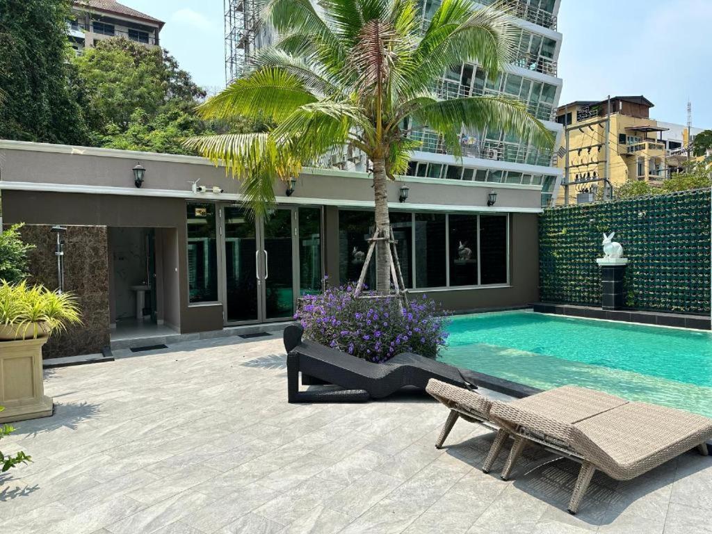 Arcadia Center Near Walking Street And अपार्टमेंट *