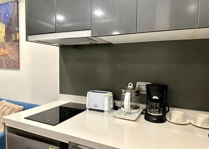 Arcadia Center Suites Near Walking Street And Beach
